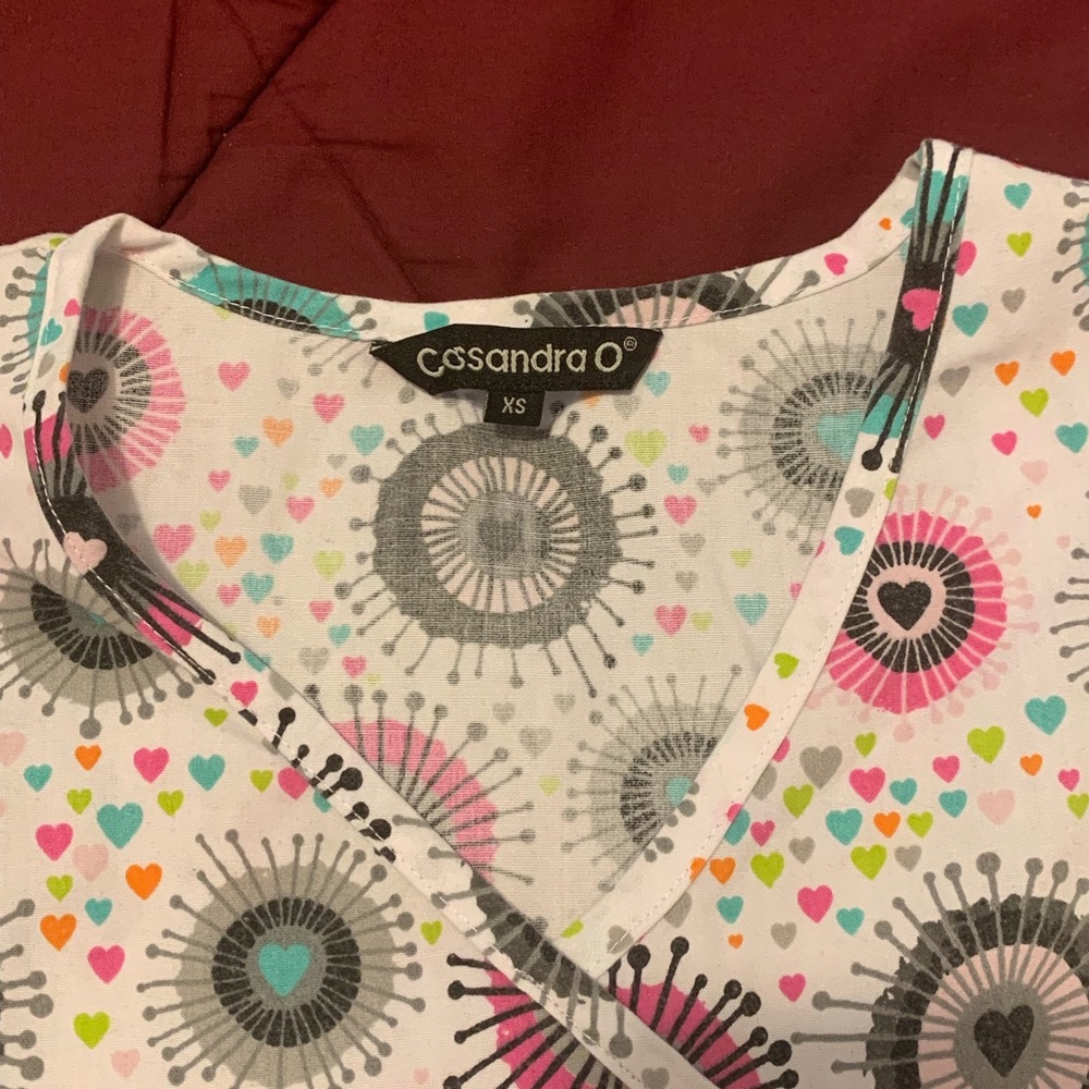 Scrub Top - Picture 3 of 4